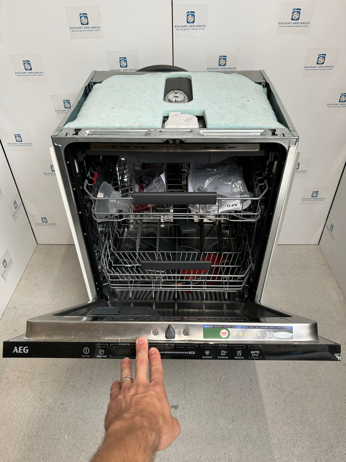 AEG FSE75737P Integrated Dishwasher