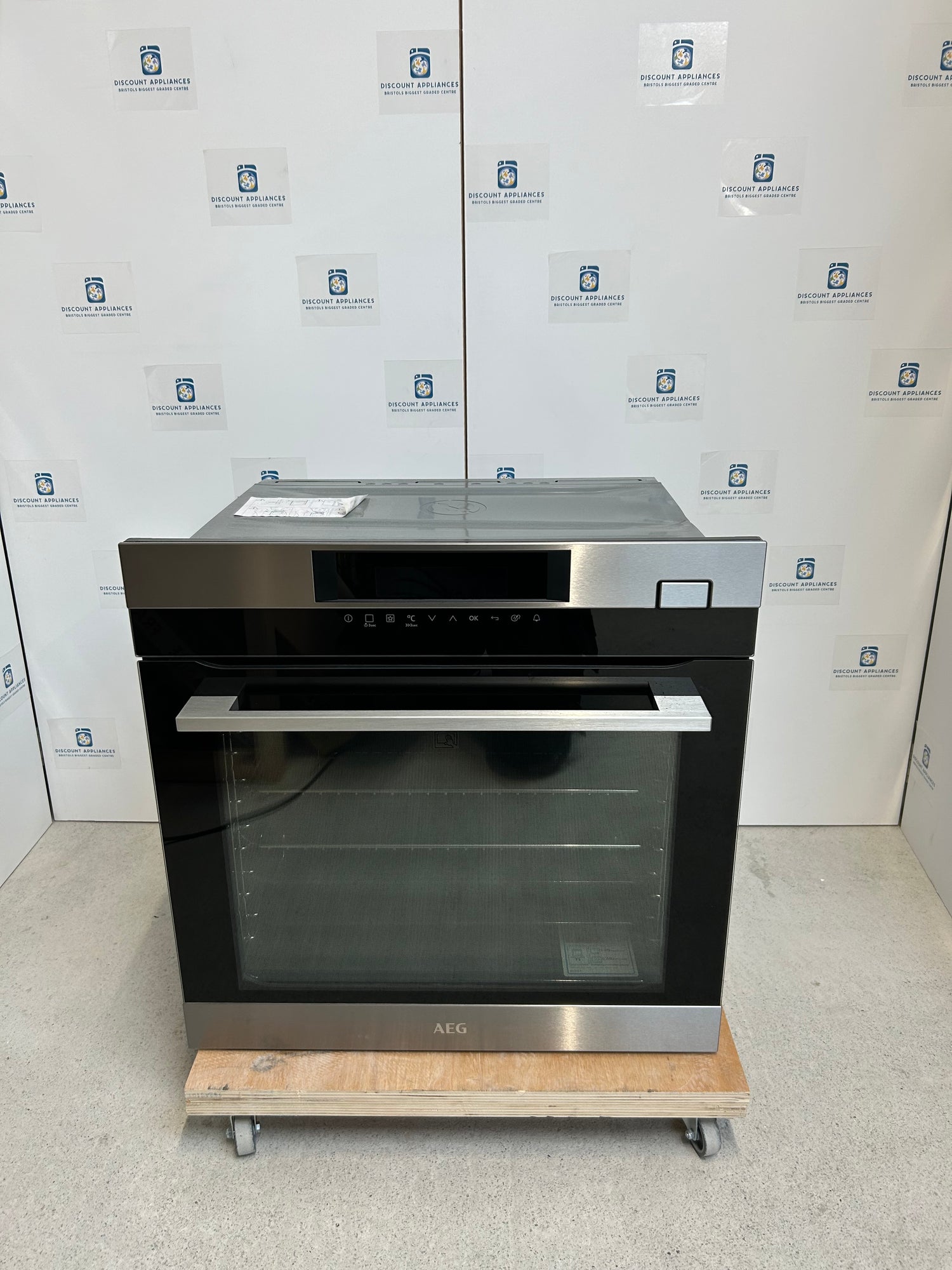 AEG BSK774320M Single Oven