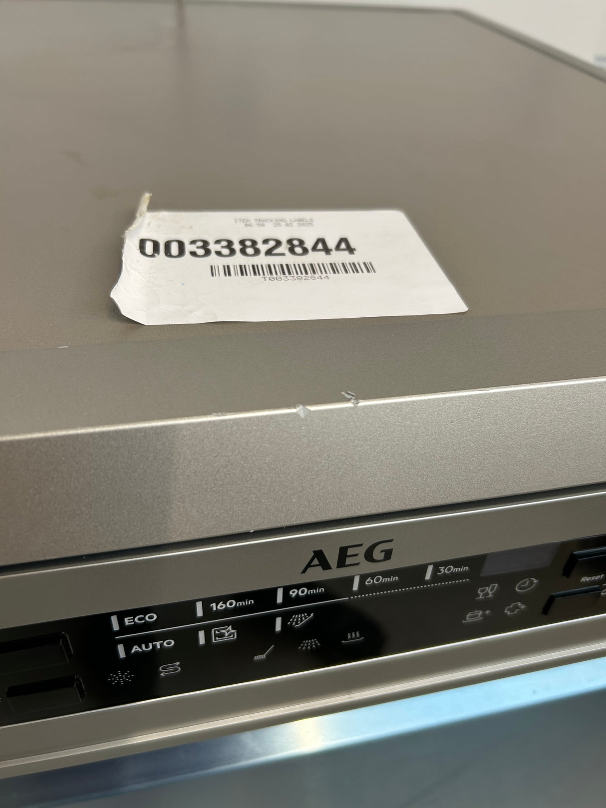 AEG FFB53937ZM Series 6000 SatelliteClean Freestanding Dishwasher