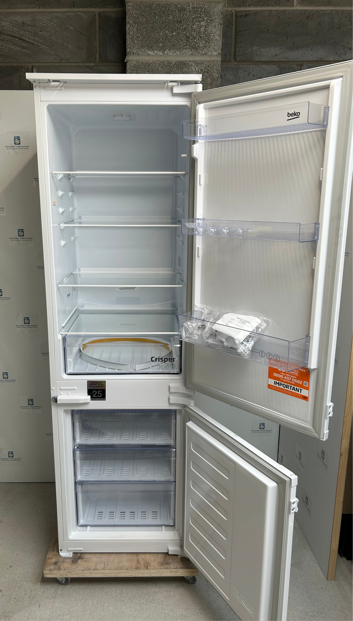 Beko BCSM473 178cm High 70/30 Integrated Fridge Freezer