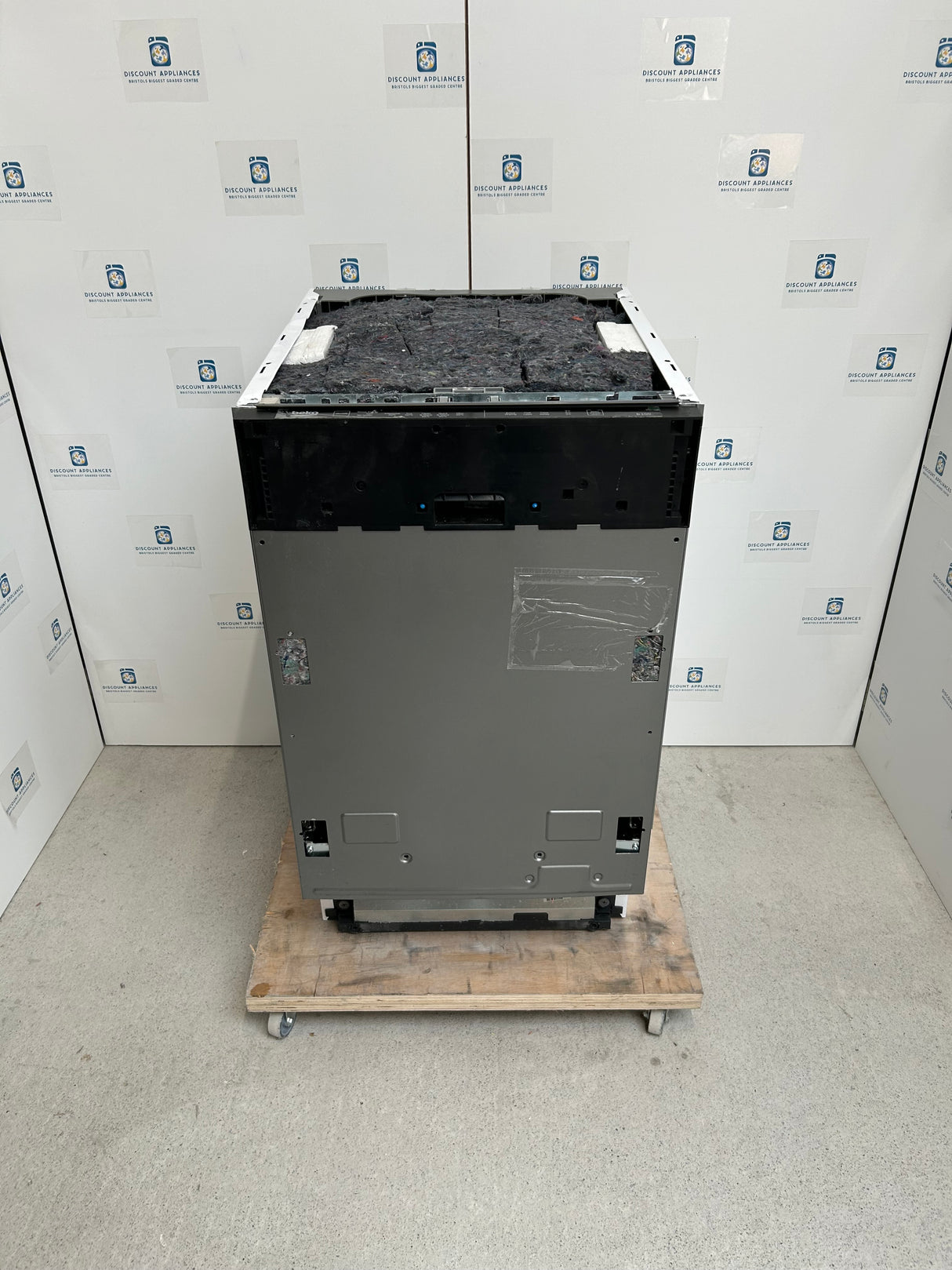 Beko DIS15020 Fully Integrated Slimline Dishwasher