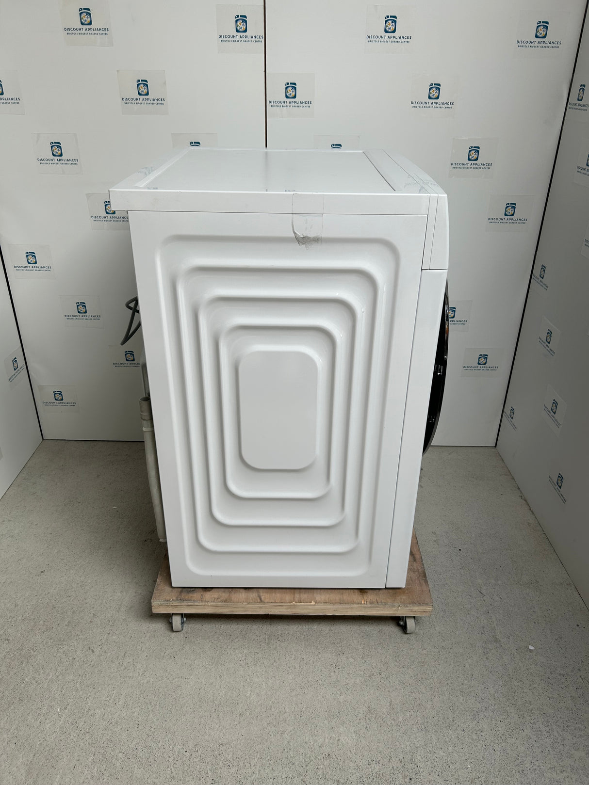 BEKO B5W51041AW AquaTech Pro With Bluetooth