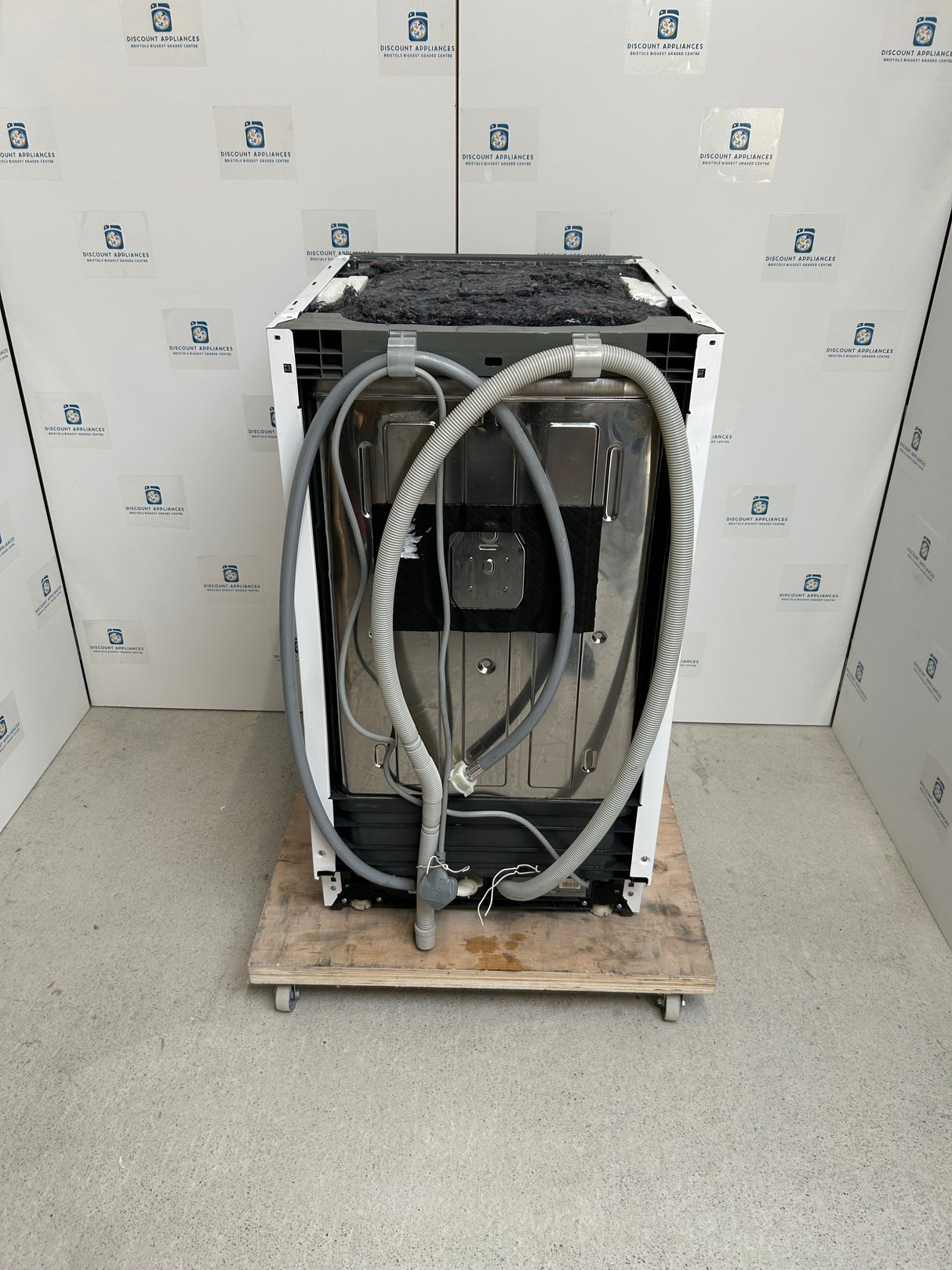 Beko DIS15020 Fully Integrated Slimline Dishwasher