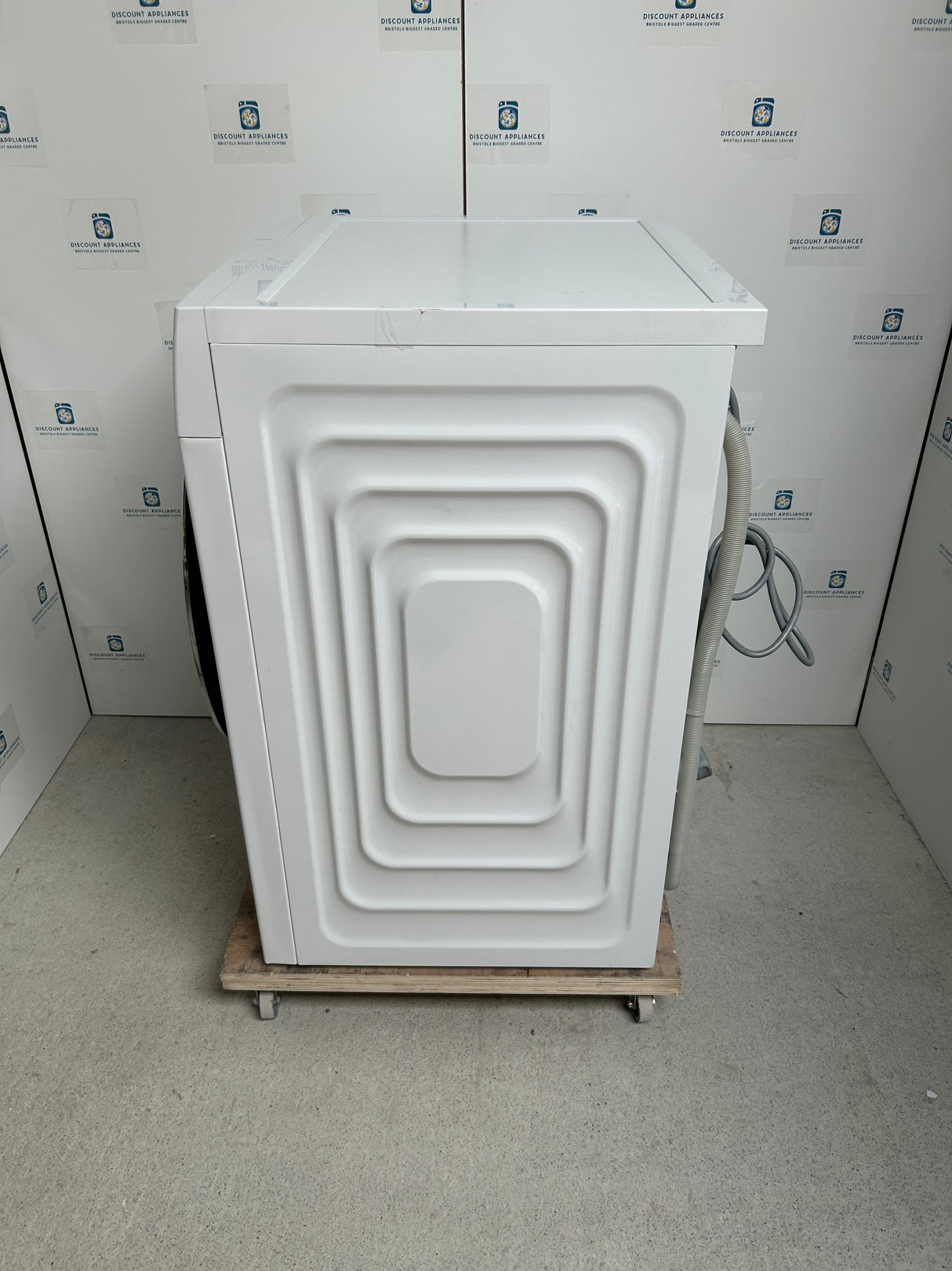 BEKO B5W51041AW AquaTech Pro With Bluetooth