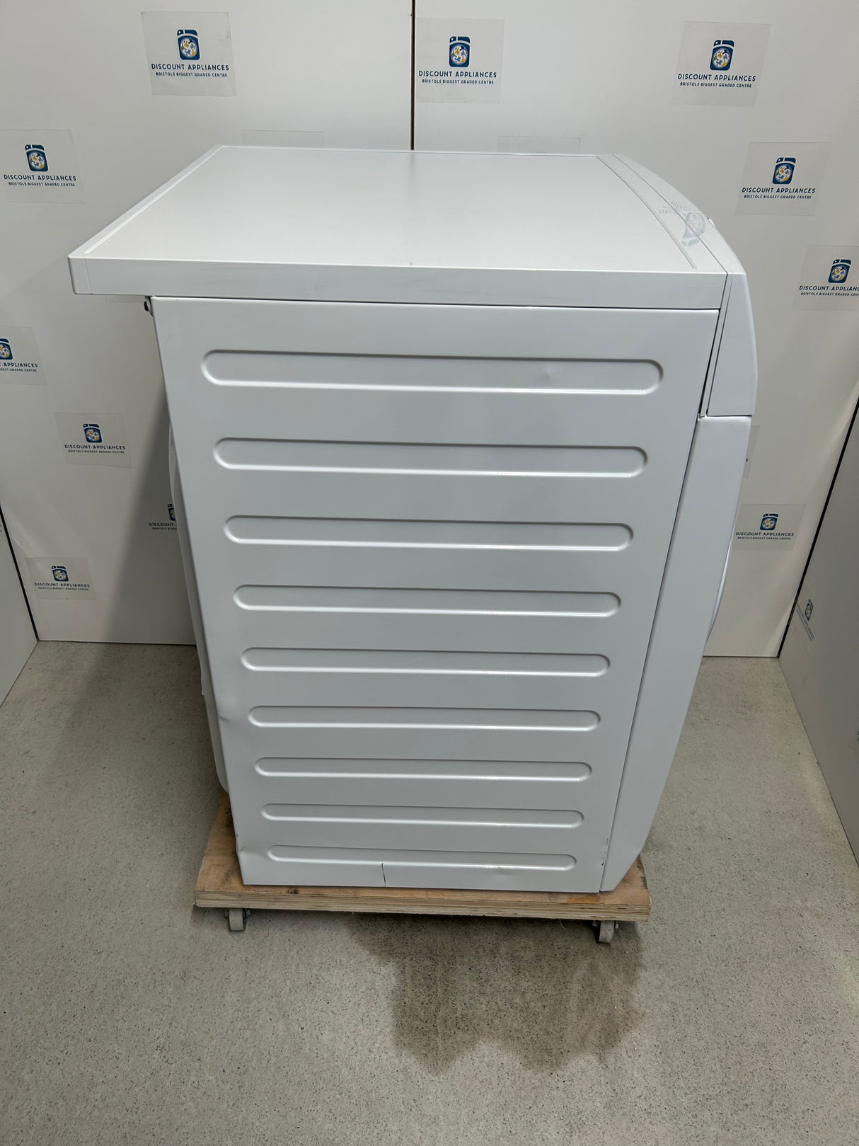 AEG L6FBK141B 10kg 1400 Spin Washing Machine in White