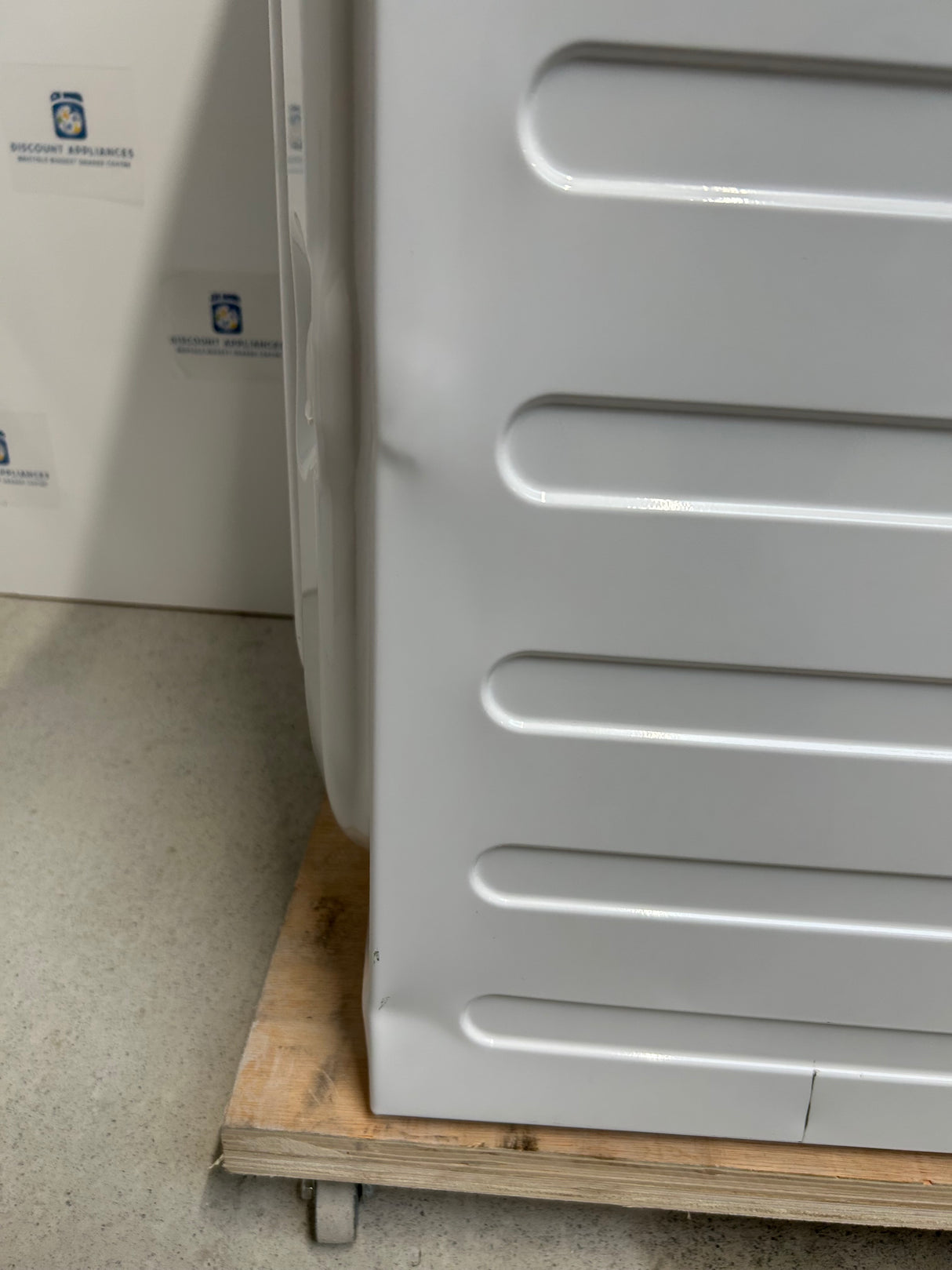 AEG L6FBK141B 10kg 1400 Spin Washing Machine in White